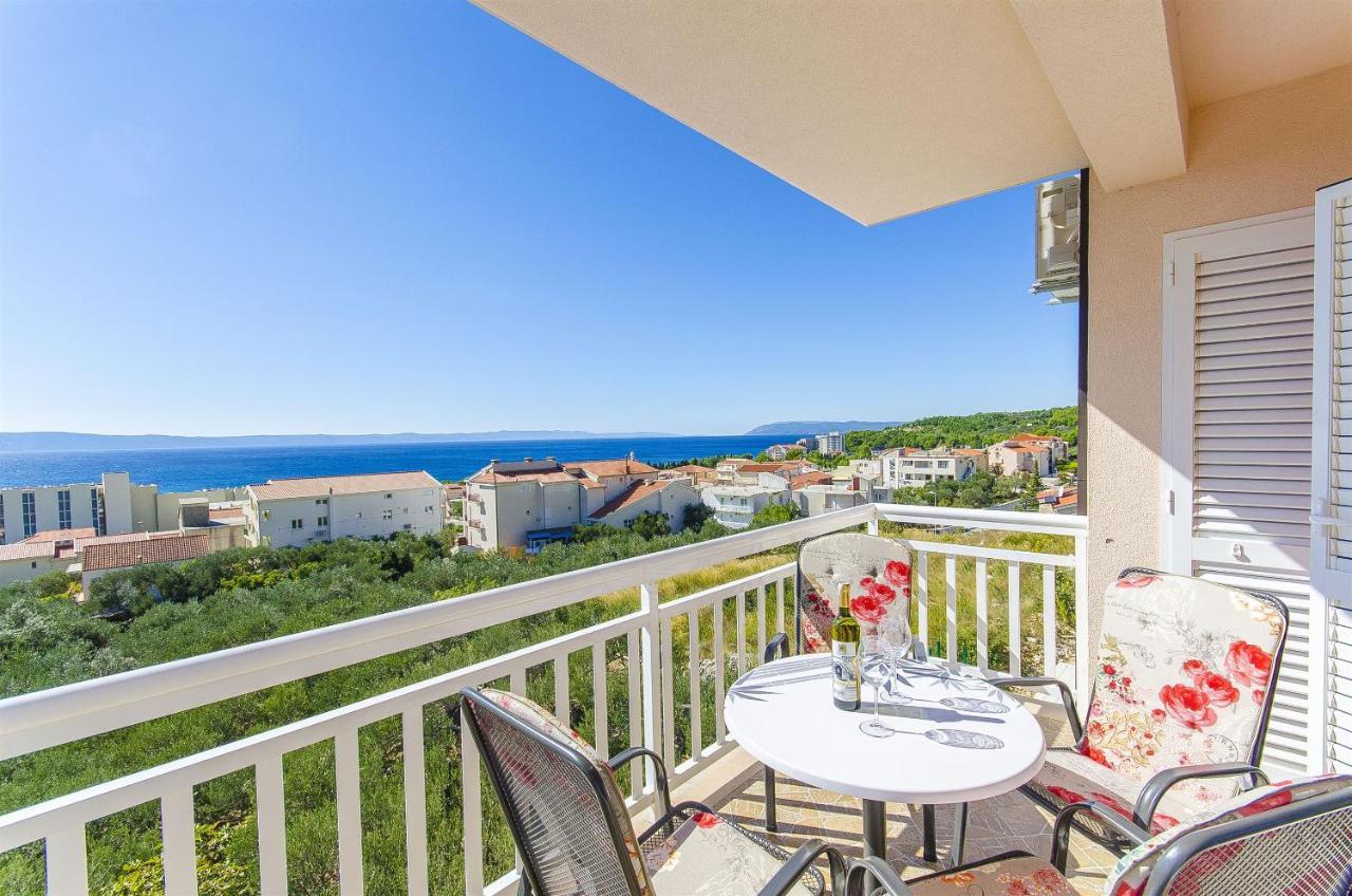 Apartments Seaview Tucepi Luaran gambar
