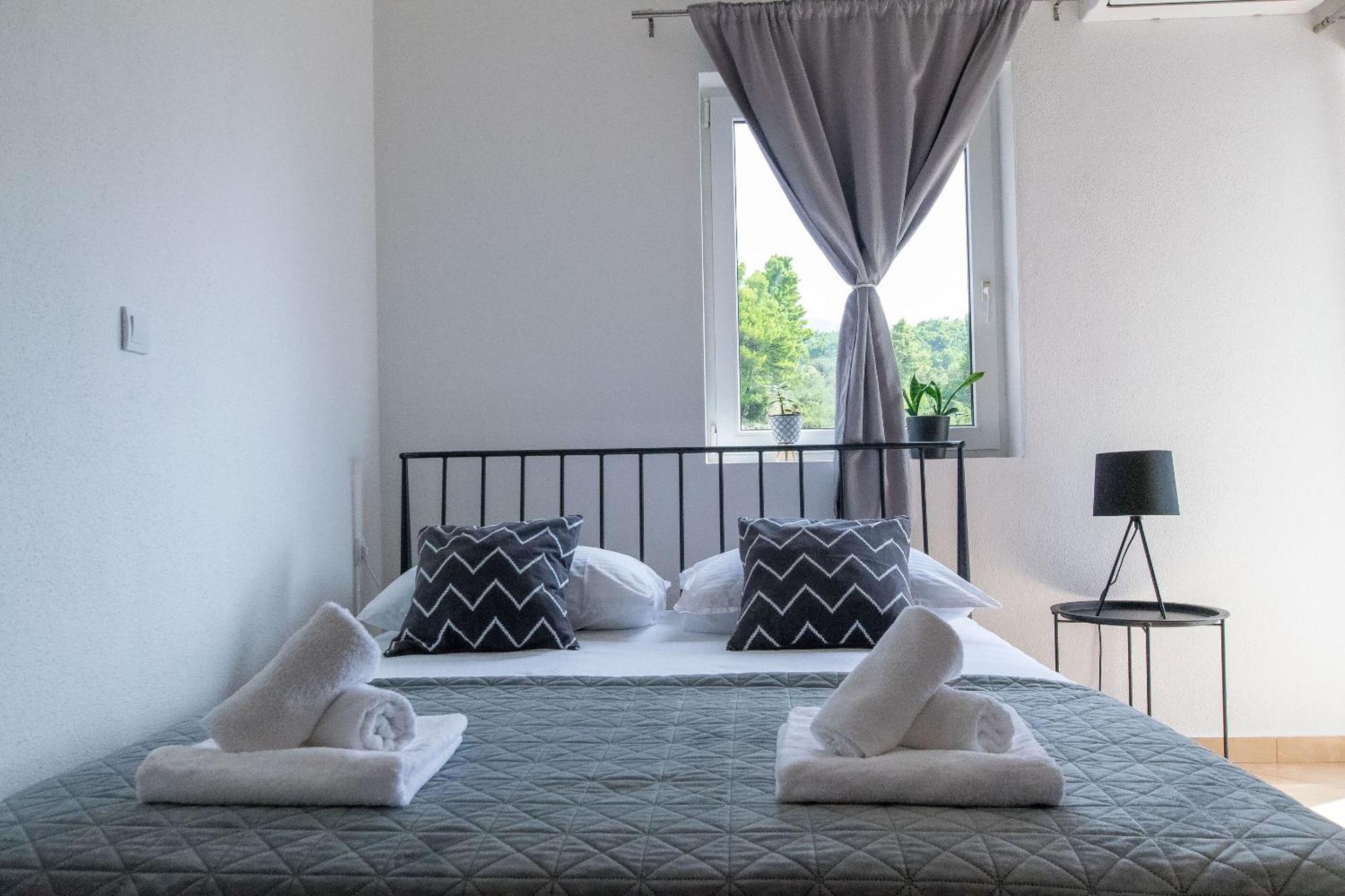Apartments Seaview Tucepi Luaran gambar