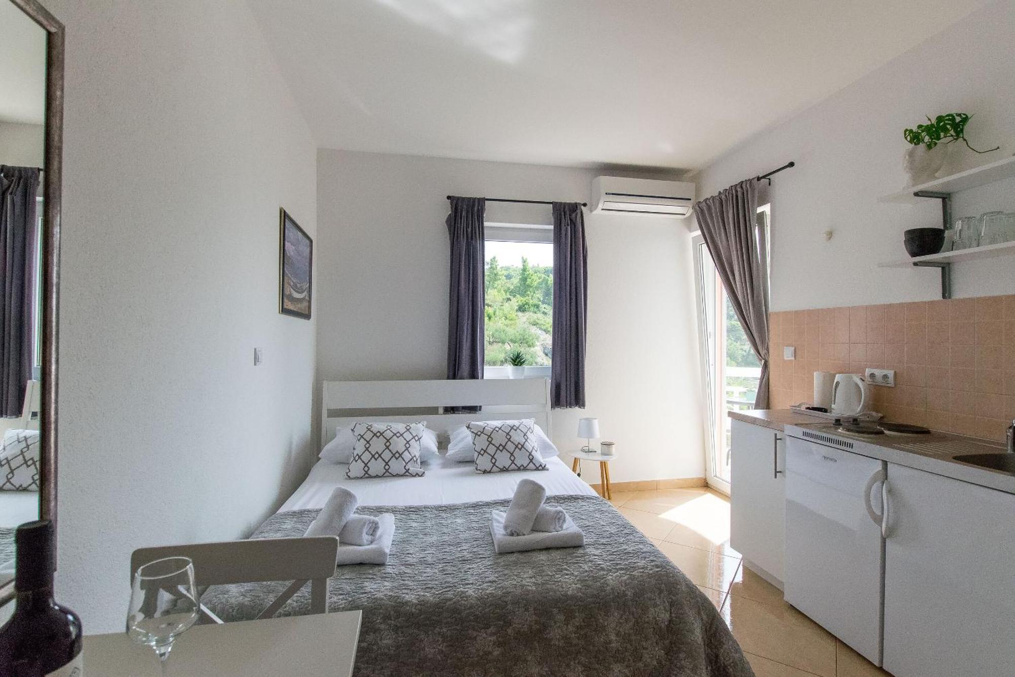 Apartments Seaview Tucepi Luaran gambar
