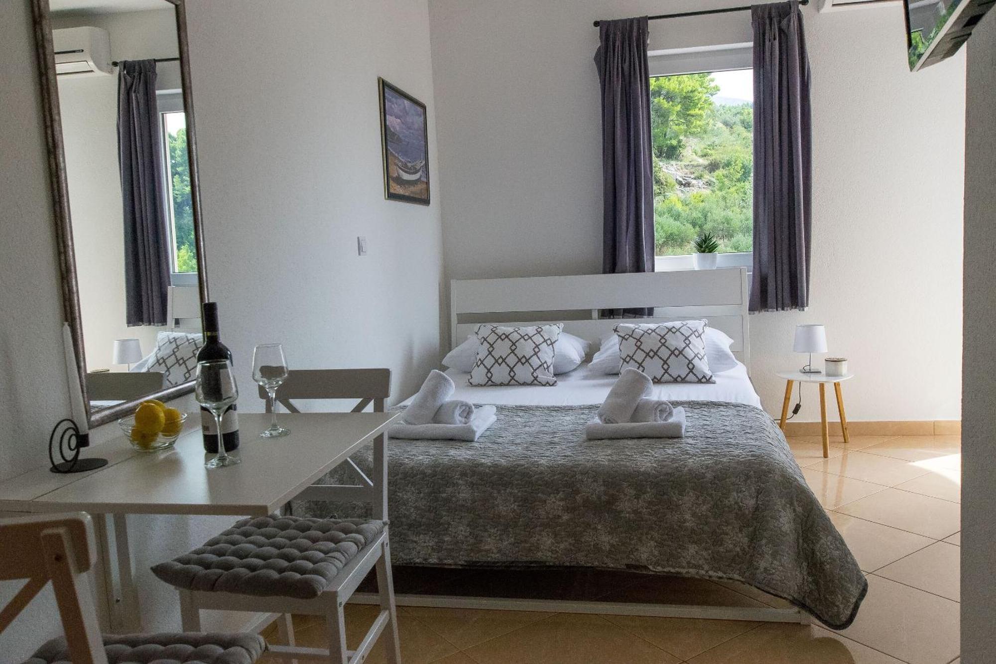 Apartments Seaview Tucepi Luaran gambar