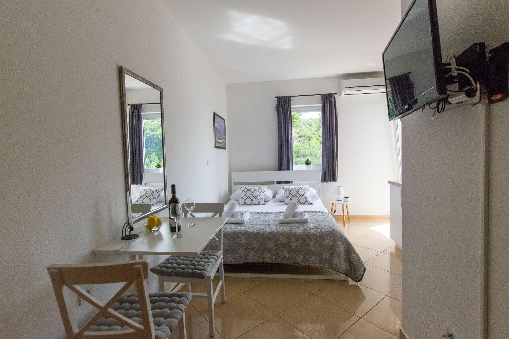 Apartments Seaview Tucepi Luaran gambar