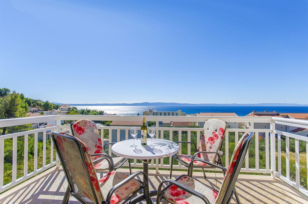 Apartments Seaview Tucepi Luaran gambar